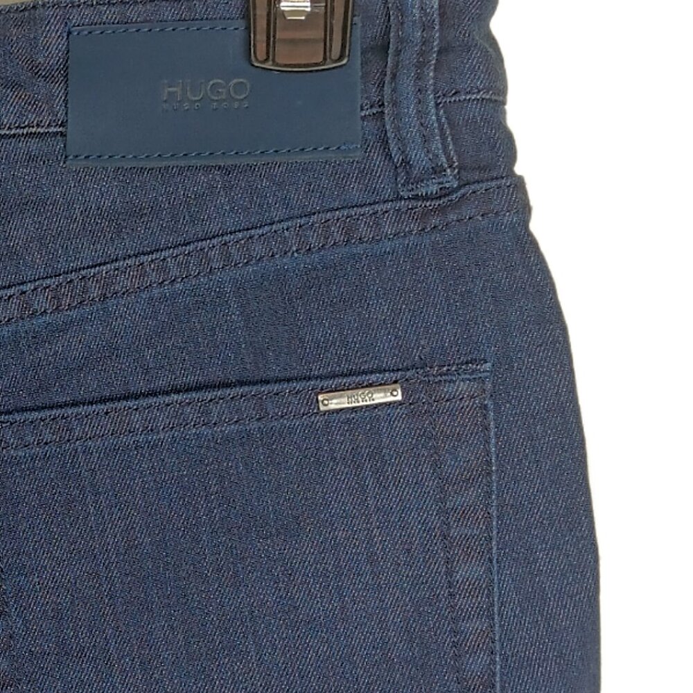 Hugo Boss Straight Fit Denim Shorts Mens Dark Wash Mid Rise Bermuda Shorts New - Picture 3 of 5